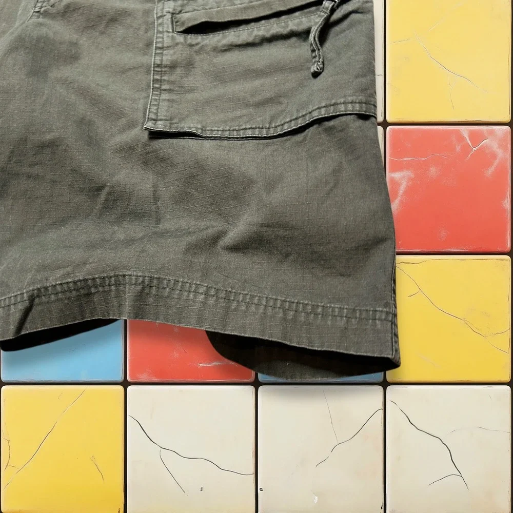 Vintage‎ Gap Cargo Hiking Shorts Y2K Men L Green Ripstop Pockets Outdoor Utility